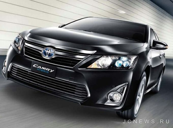 Toyota �������� Corolla � ��������� Camry