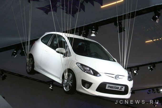 ����� Mazda2 ������������� � ���������� �� ������� ���������